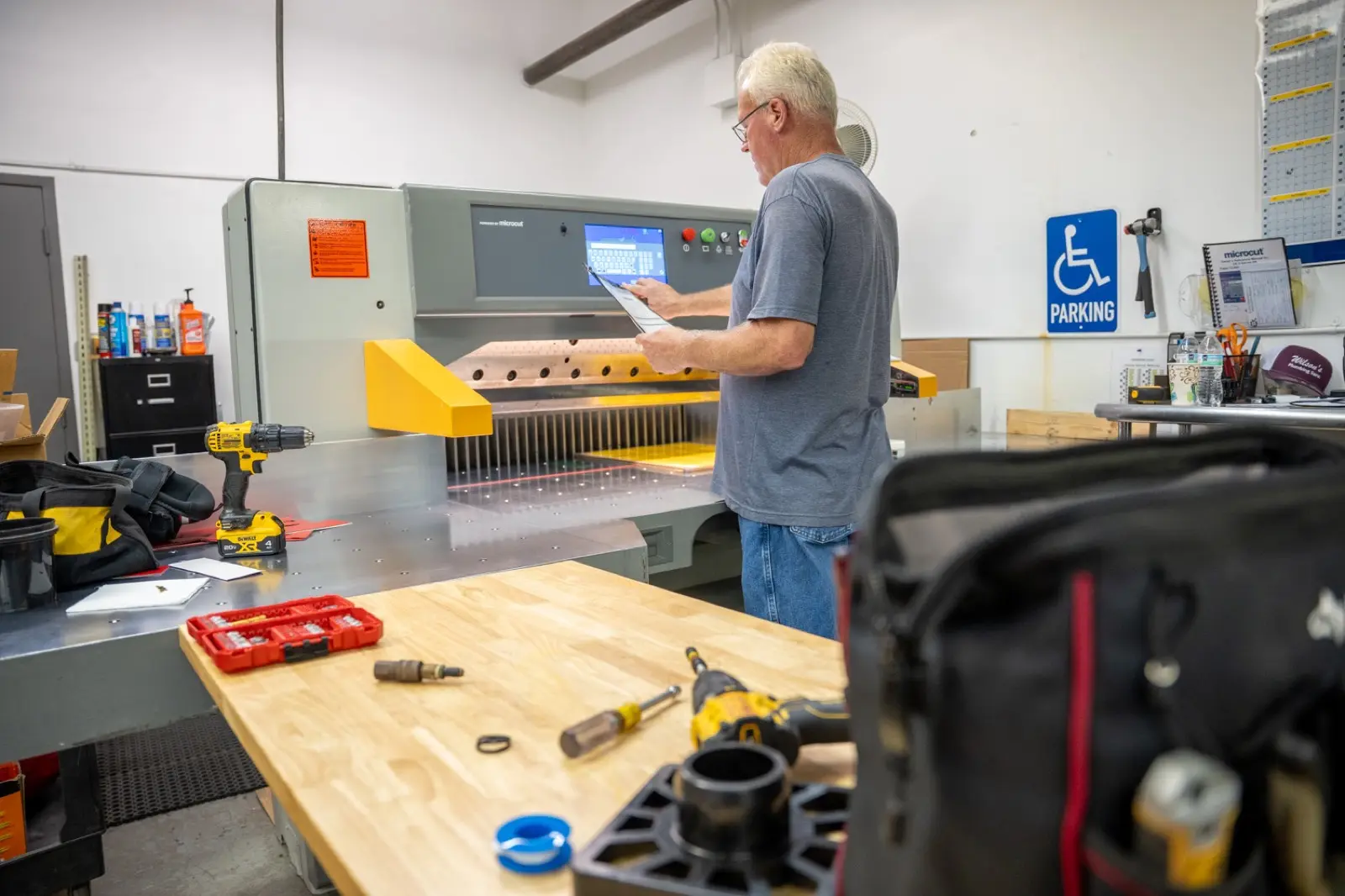 npi corp flatbed digital cutting 03